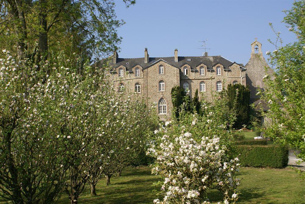 Hotel-Restaurant De L'Abbaye Plancoet Екстер'єр фото