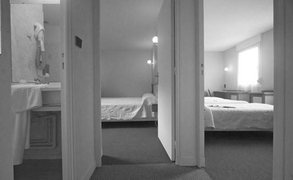 Hotel-Restaurant De L'Abbaye Plancoet Номер фото